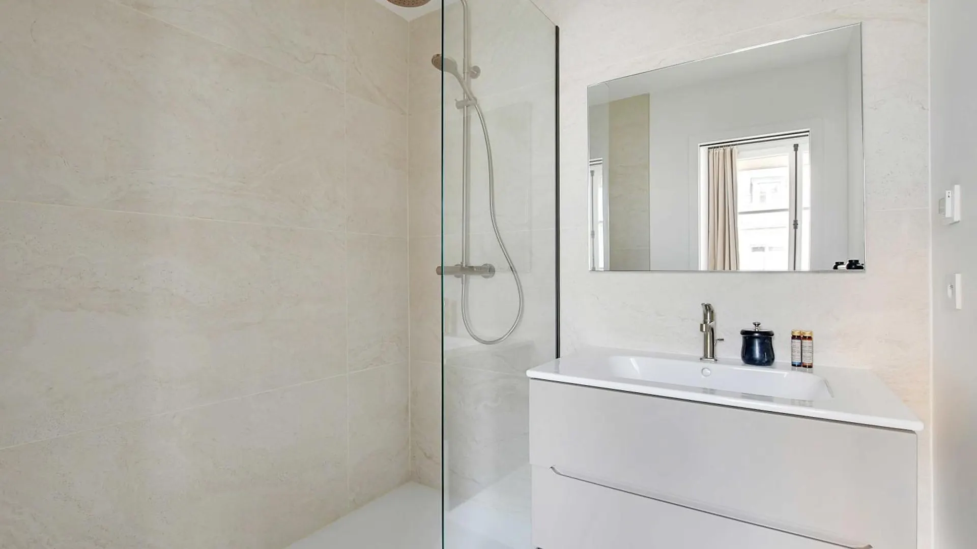 Luxury Apartment - 3Br-6P - Faubourg Saint-Honore Párizs Franciaország
