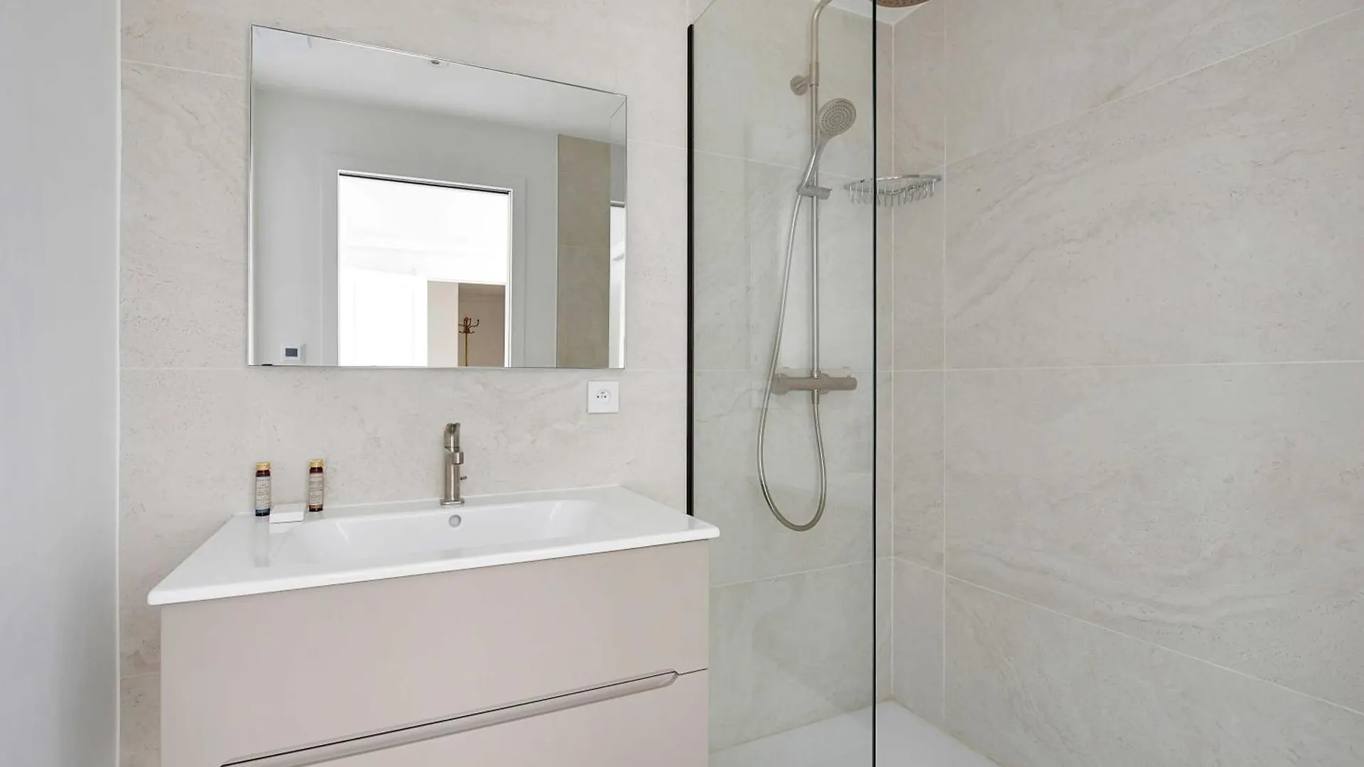 Luxury Apartment - 3Br-6P - Faubourg Saint-Honore Párizs